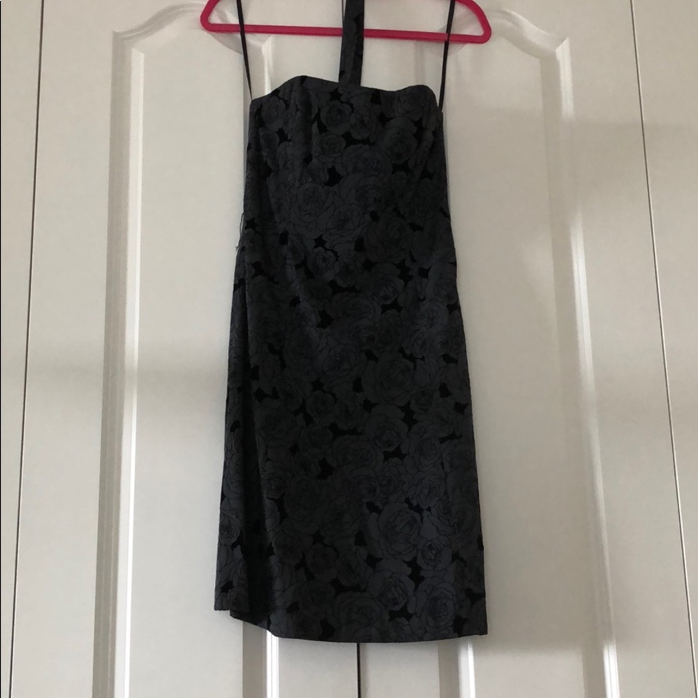 Black flower strapless dress